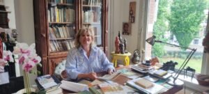 Literary Evening at De Unie Overshadowed by Publisher’s Eviction Battle